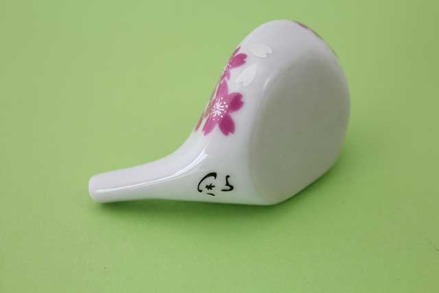 プレゼント・ギフトにやきもの（焼き物 陶磁器）オリジナルのアクセサリー・小物雑貨 有田焼ゴルフヘッド箸置き 桜