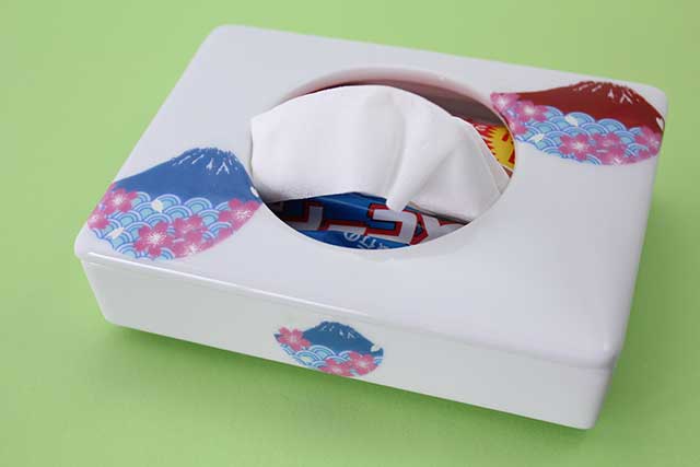 プレゼント・ギフトにやきもの（焼き物 陶磁器）オリジナルのアクセサリー・小物雑貨 有田焼ミニティッシュケース 富士山桜